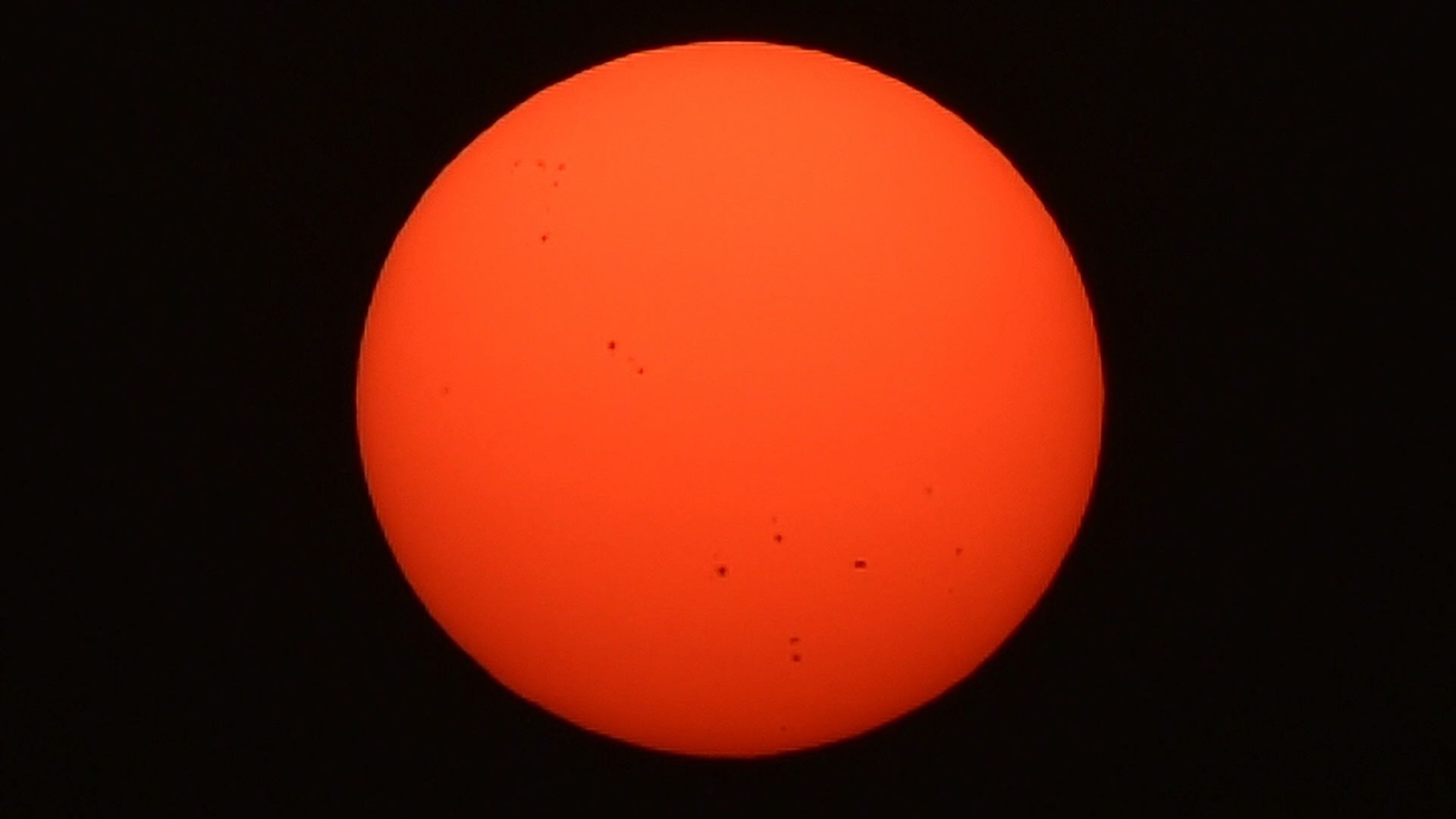 UFO(uforu) UFO(uforu)