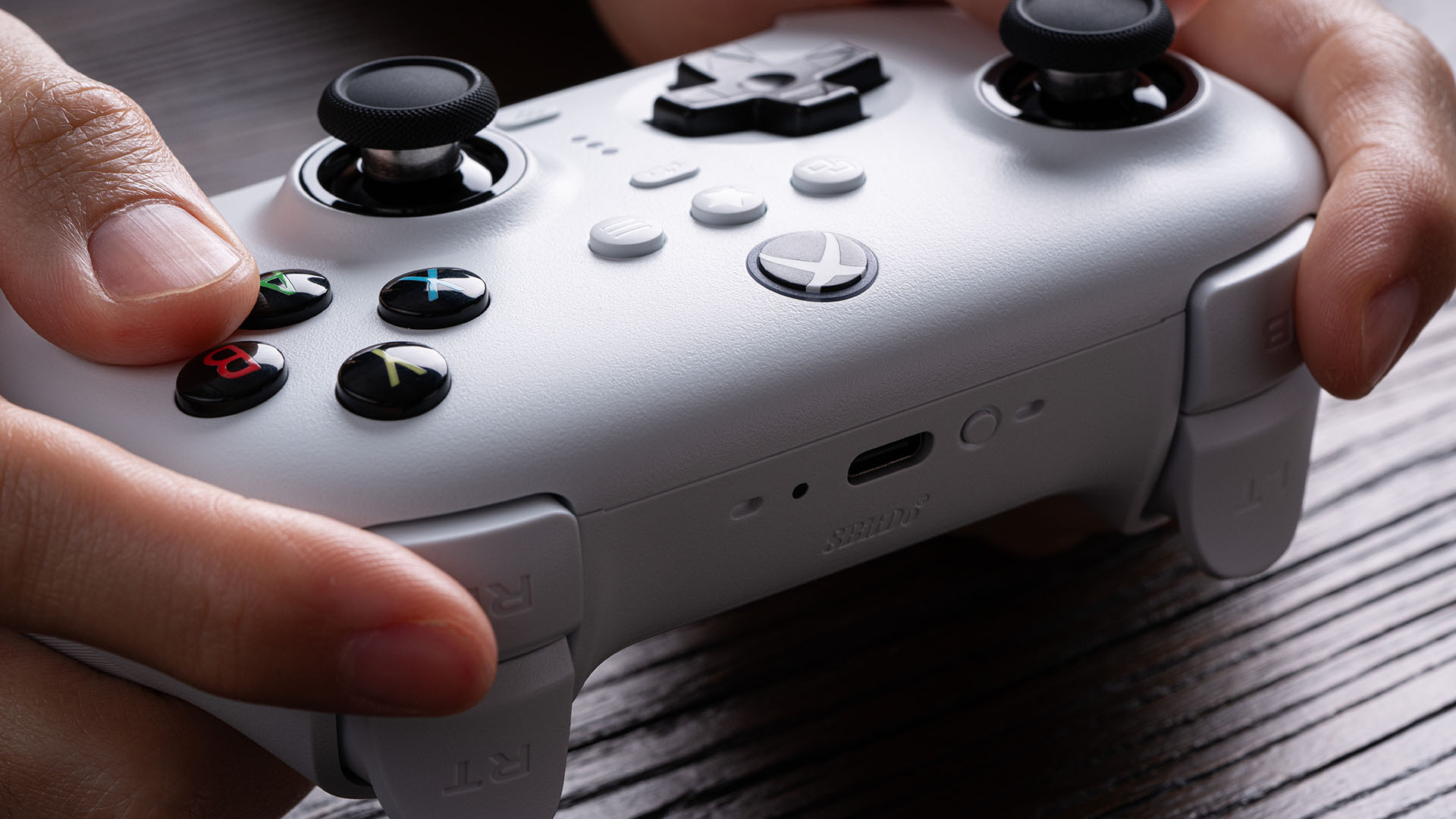 LOEX(LOE香水白衬衫)